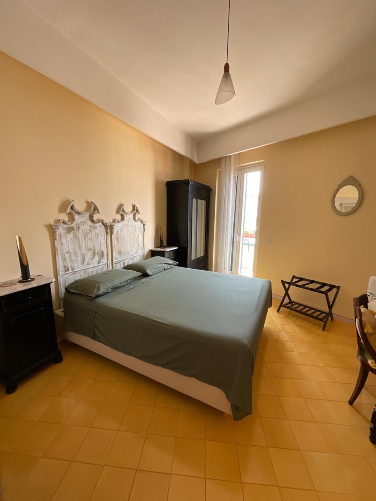 Vesuvio View Bed & Breakfast Vico Equense Bagian luar foto