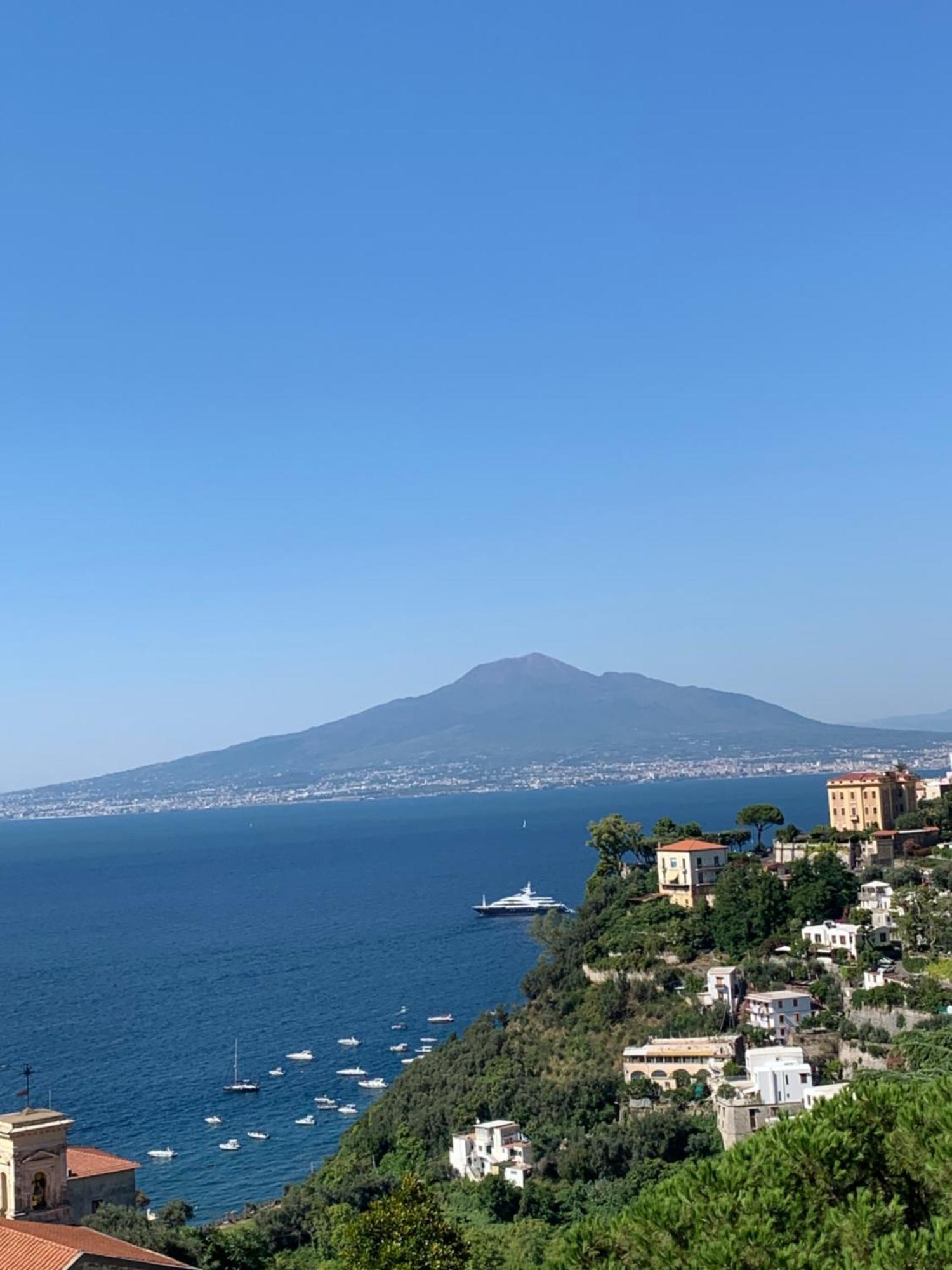 Vesuvio View Bed & Breakfast Vico Equense Bagian luar foto