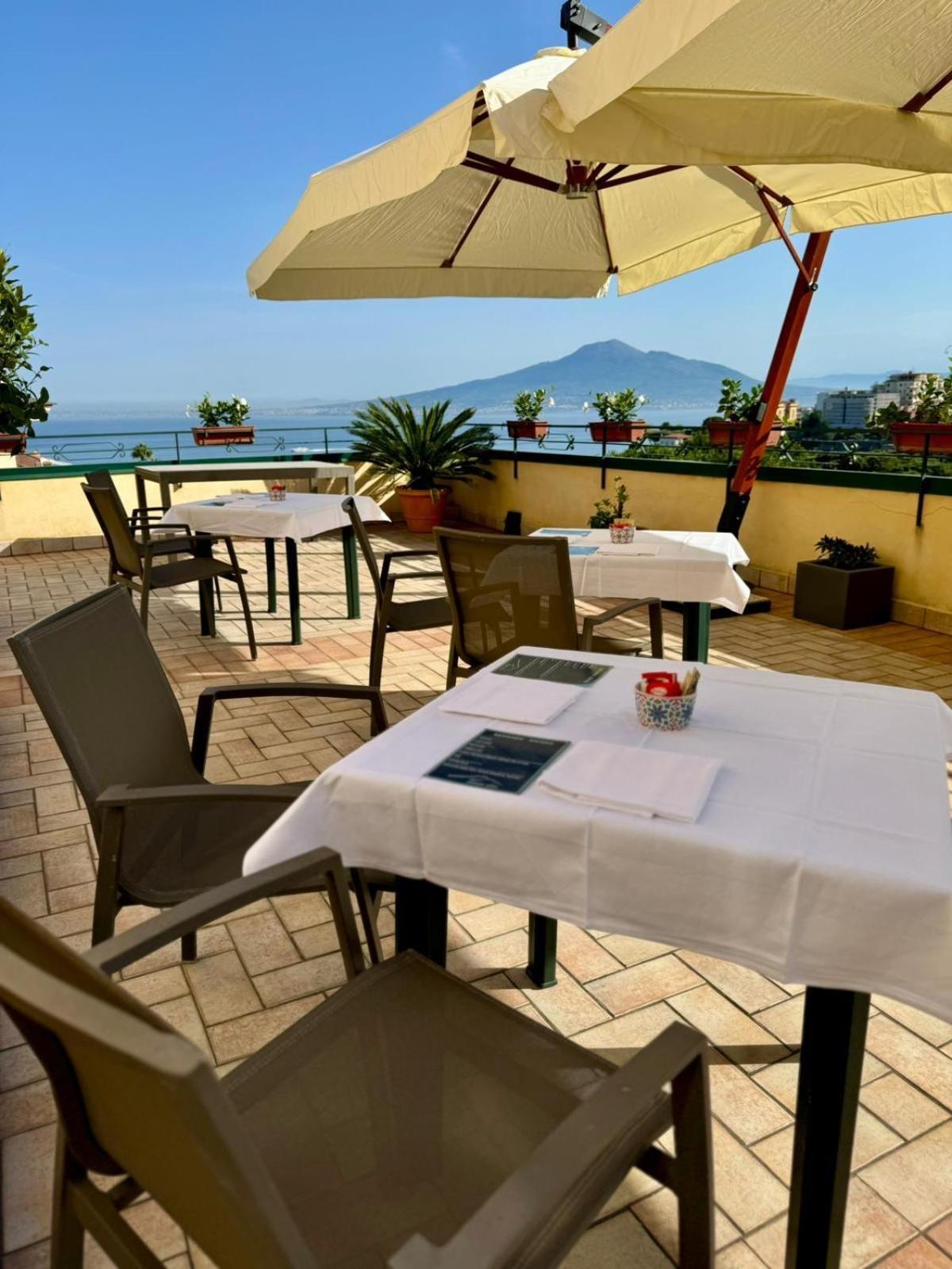 Vesuvio View Bed & Breakfast Vico Equense Bagian luar foto