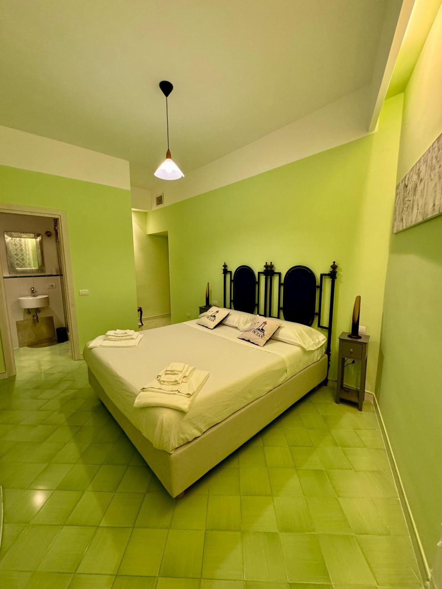 Vesuvio View Bed & Breakfast Vico Equense Bagian luar foto