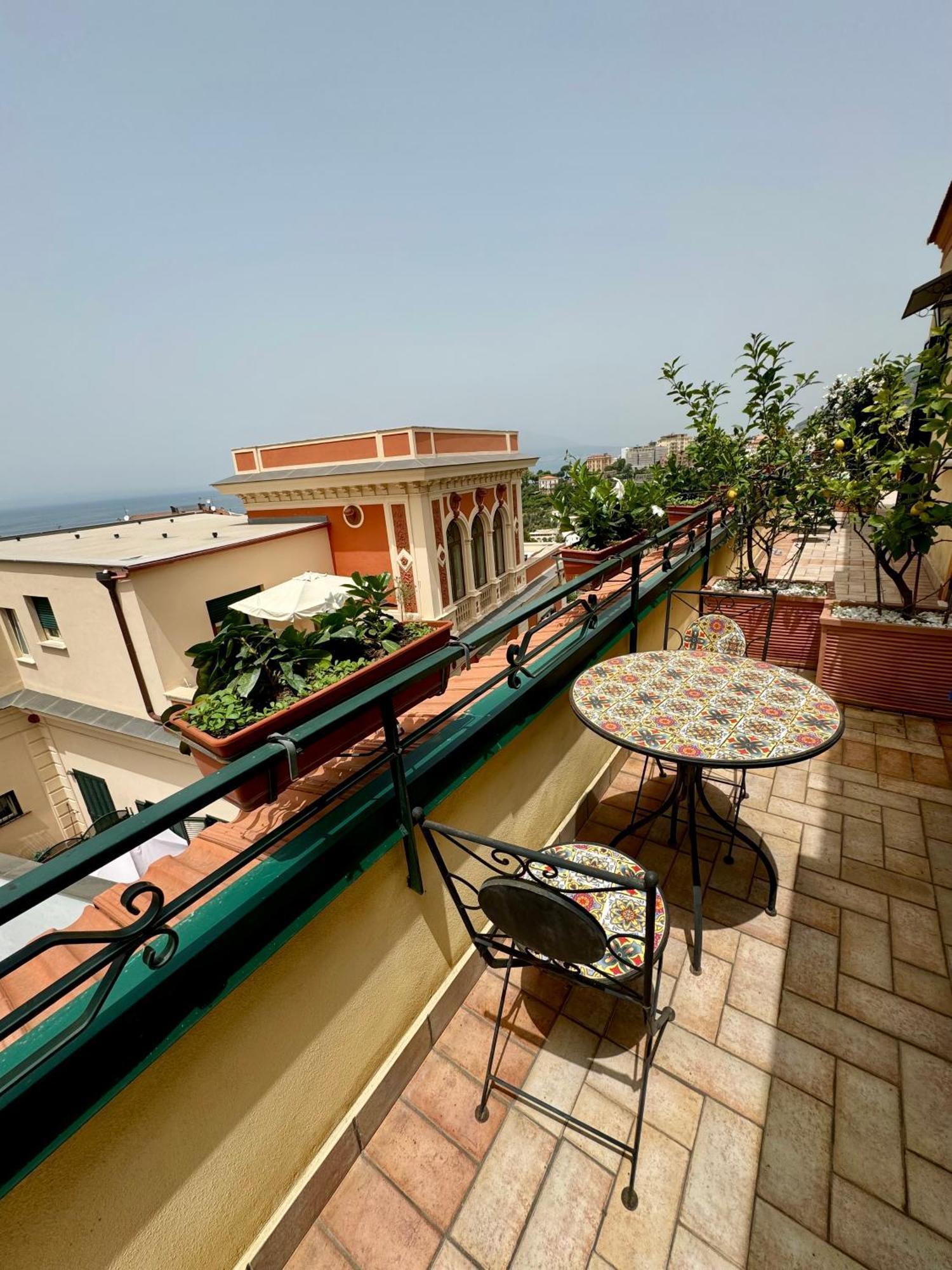 Vesuvio View Bed & Breakfast Vico Equense Bagian luar foto