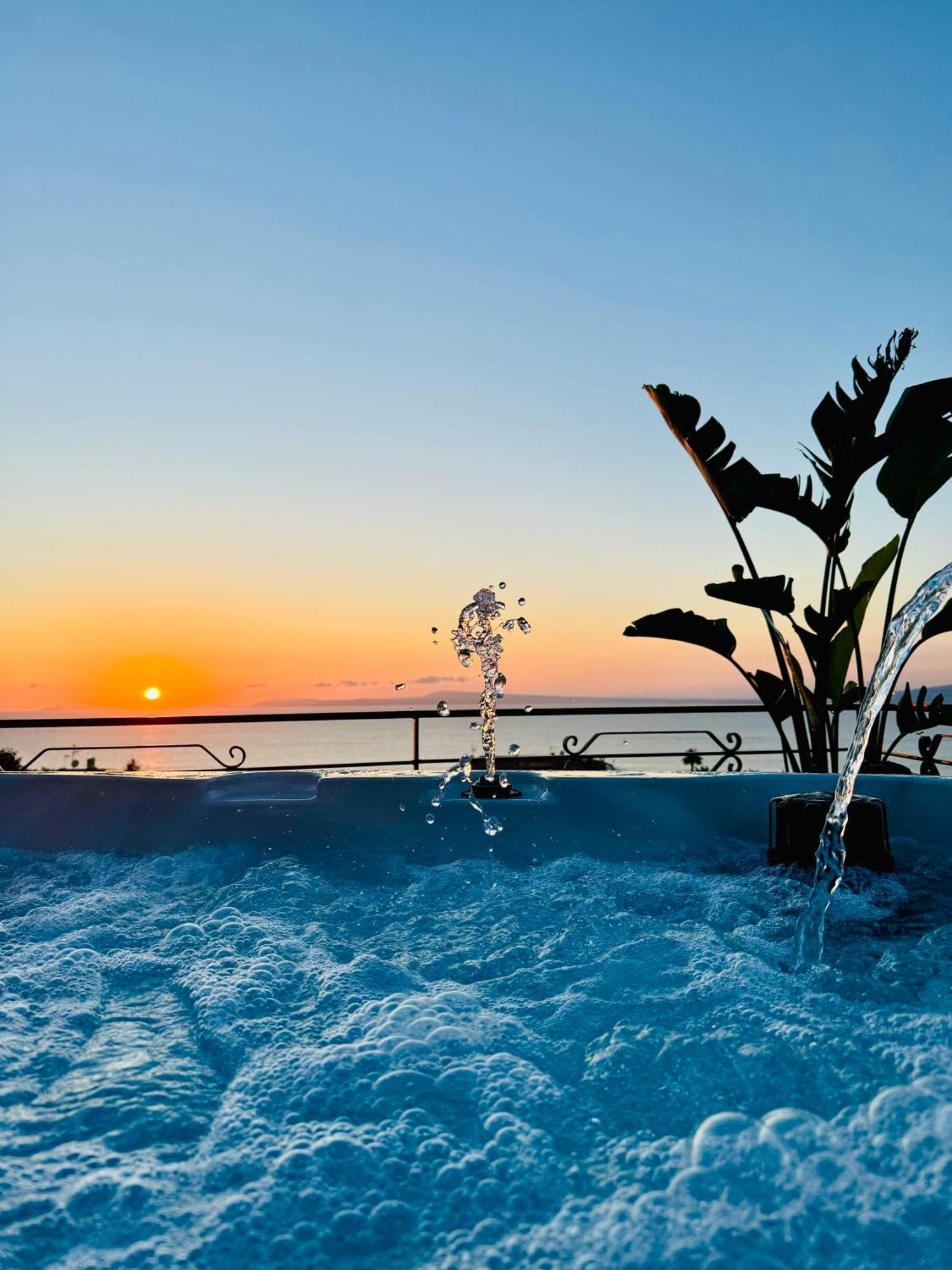 Vesuvio View Bed & Breakfast Vico Equense Bagian luar foto