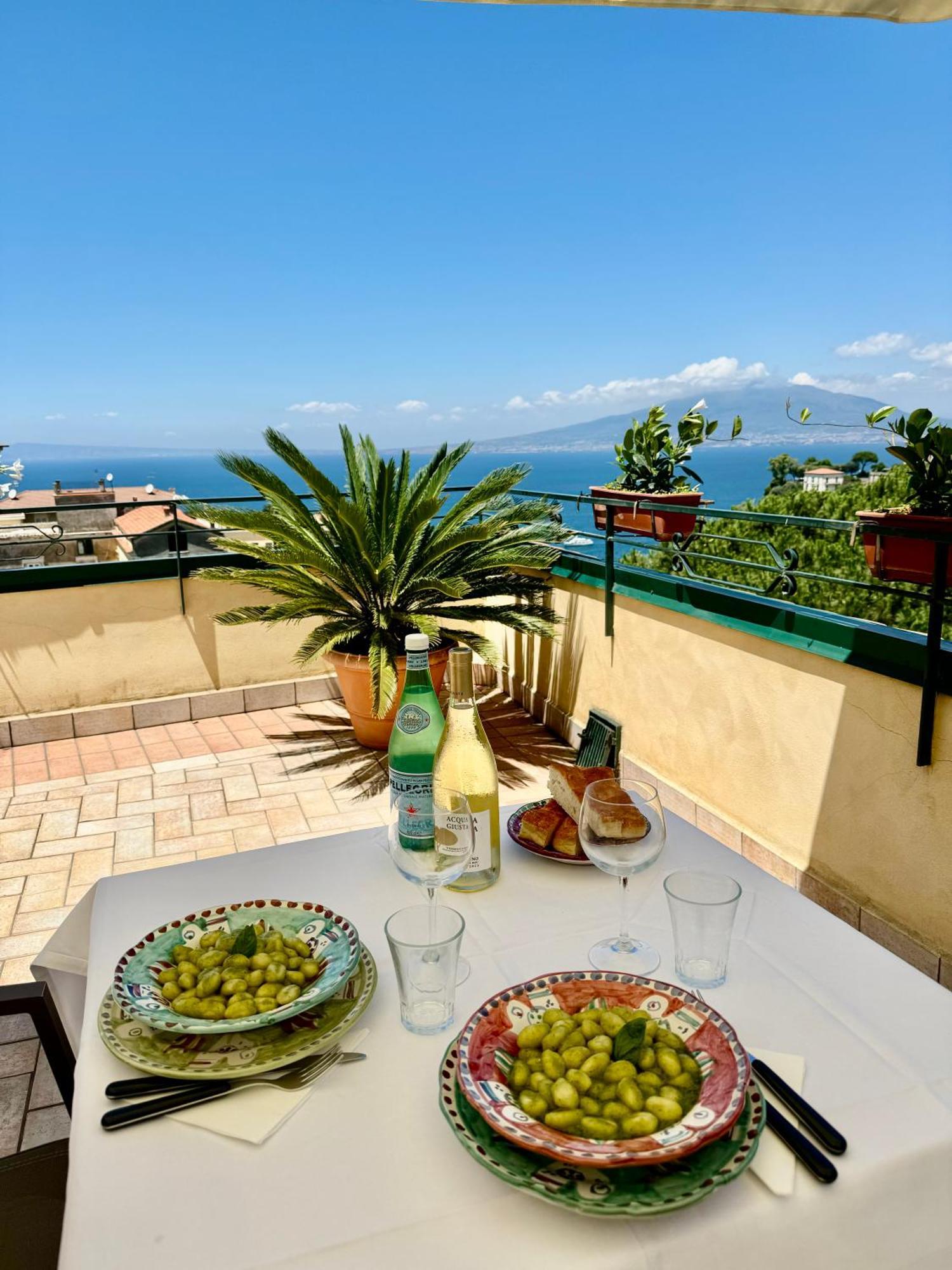 Vesuvio View Bed & Breakfast Vico Equense Bagian luar foto